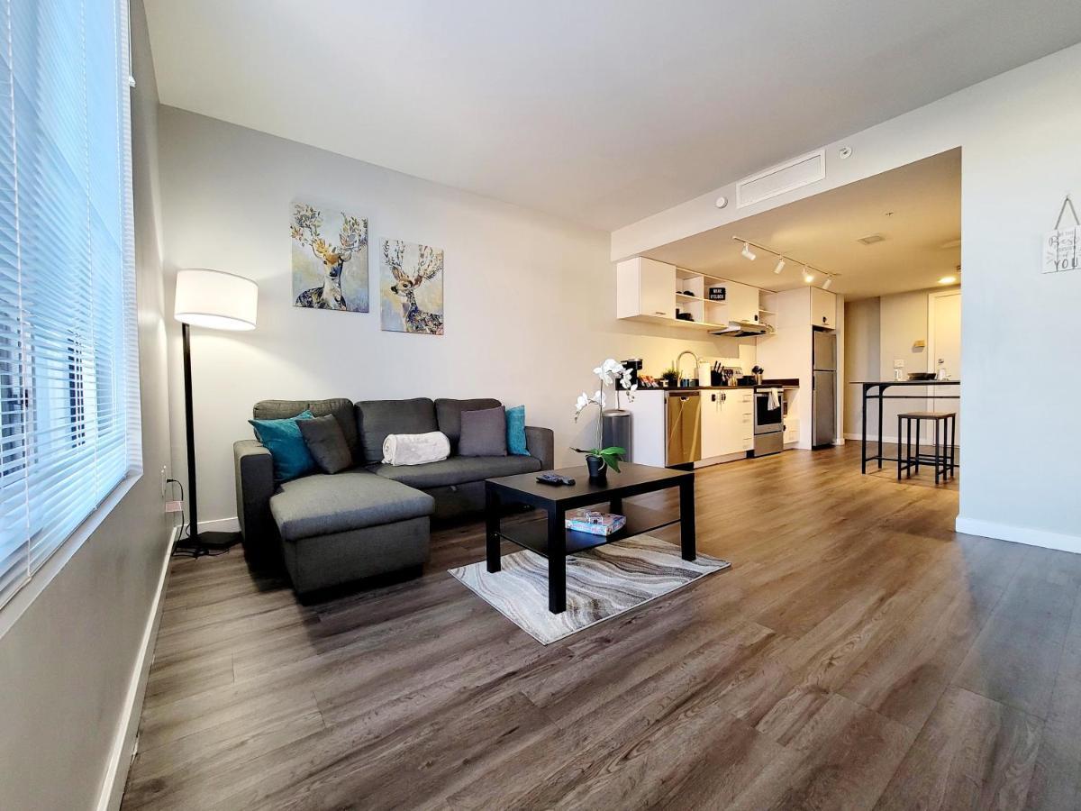 Downtown Luxury Suite Minutes From Everything 볼티모어 외부 사진