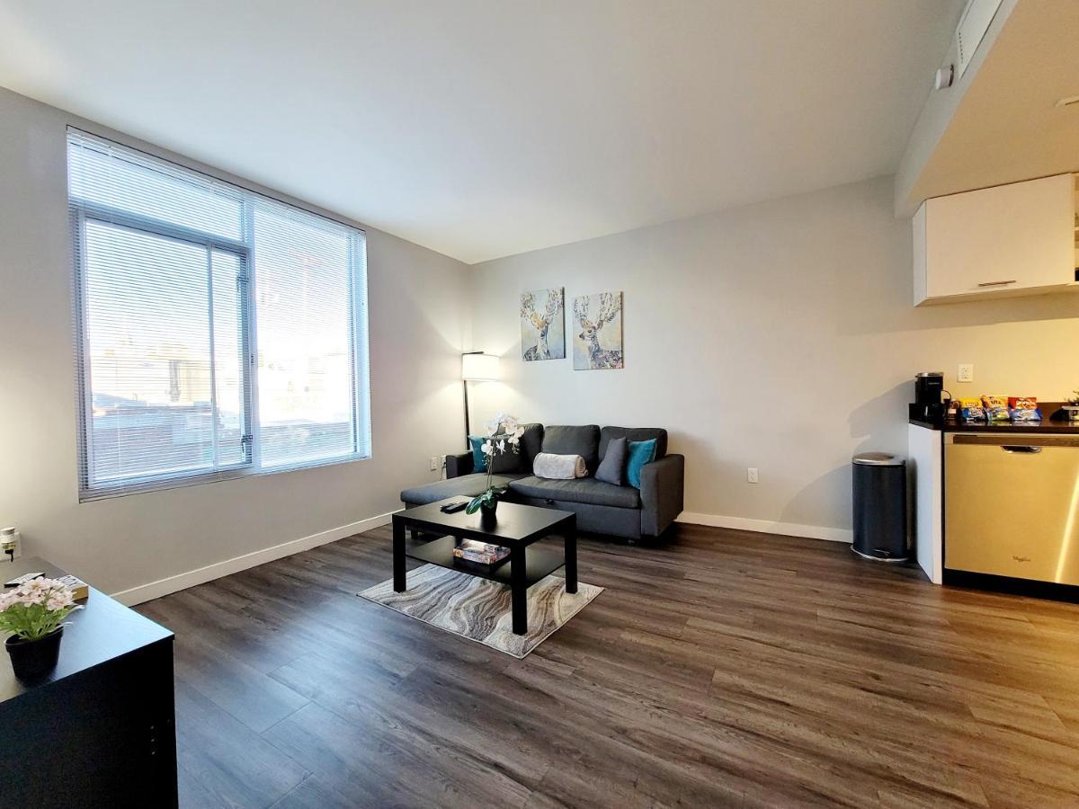 Downtown Luxury Suite Minutes From Everything 볼티모어 외부 사진